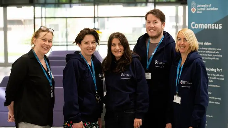 Comensus staff team.