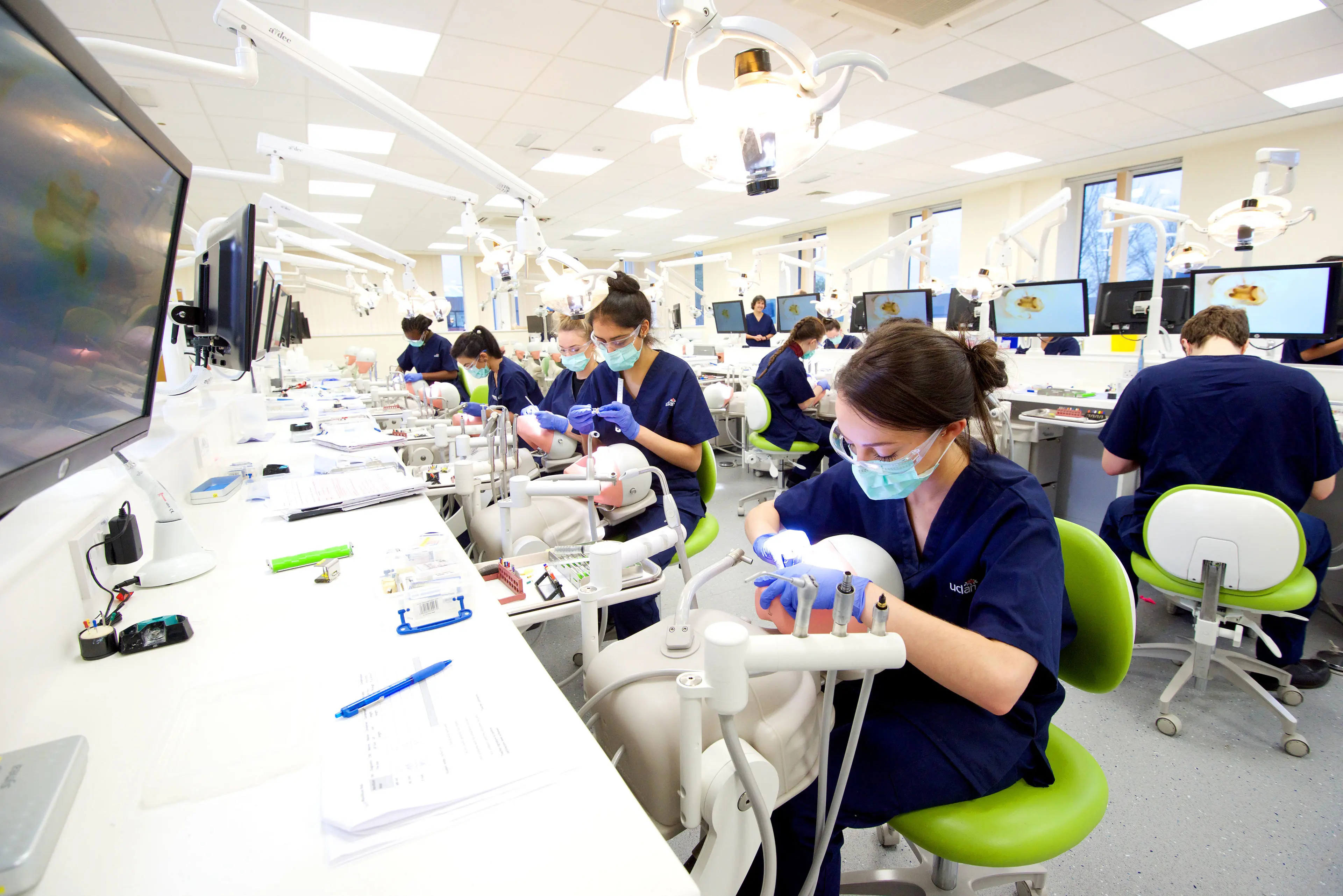 dentistry-heads-lab