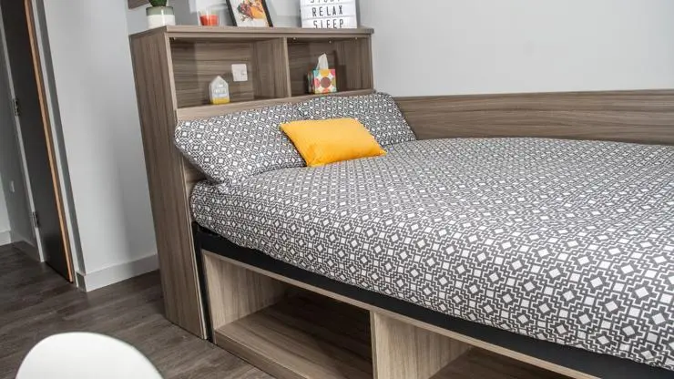 Sandygate bedroom