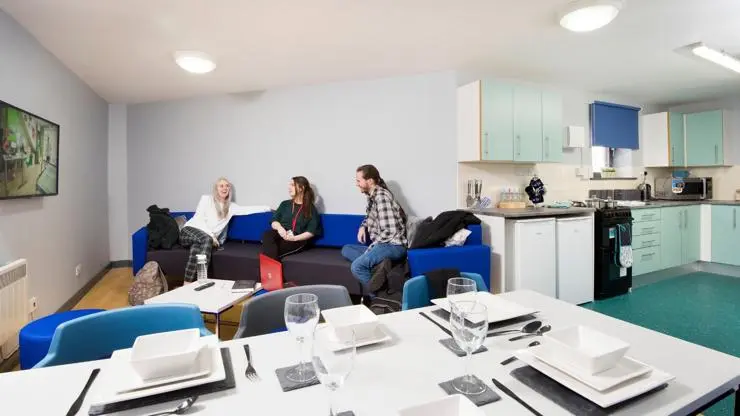 Roeburn kitchen and lounge