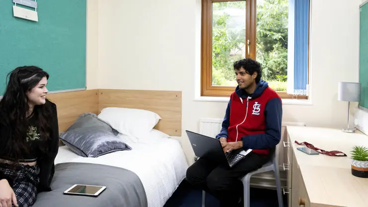 Douglas bedroom
