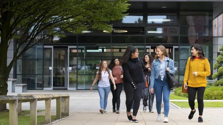 There are plenty of options to study outdoors on campus