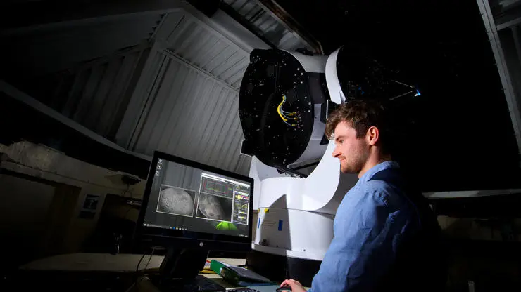 Student in Alston observatory
