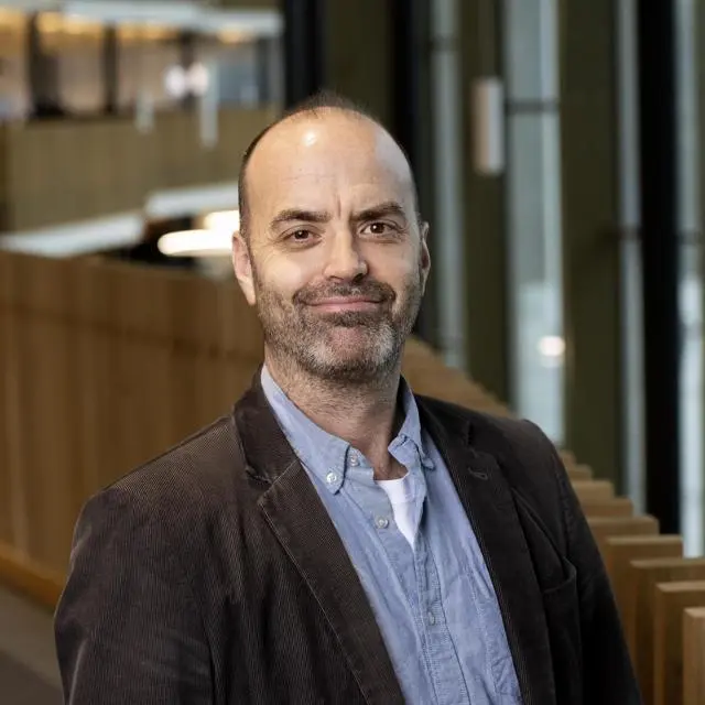Headshot of Dr Matt Stables