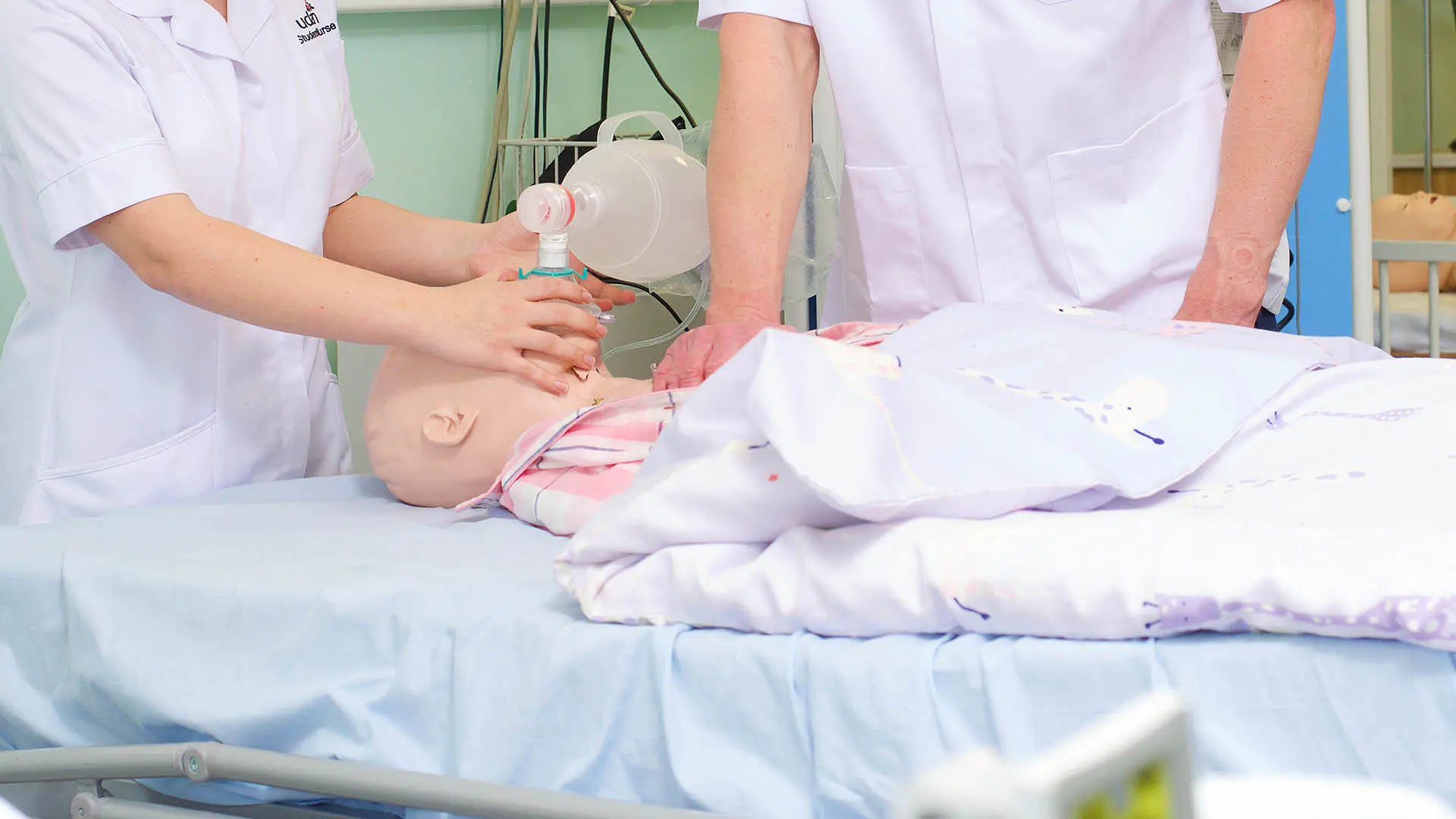 21689-nursing-child