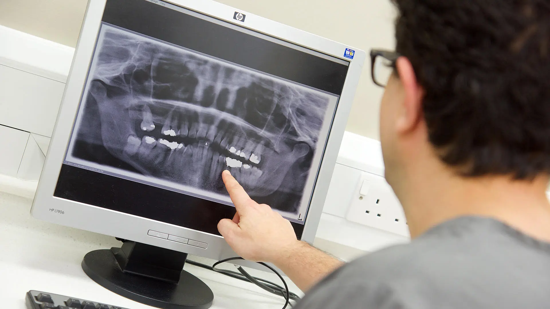 22057-dentistry-xray
